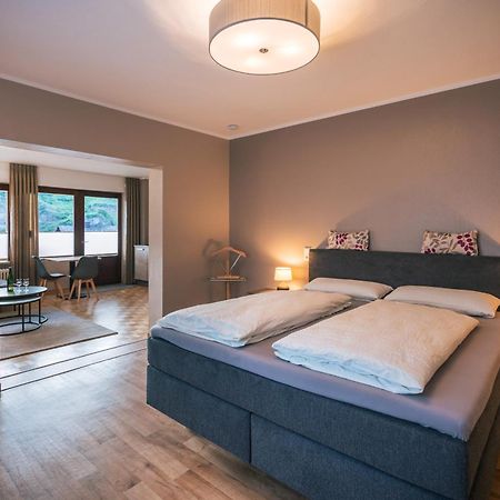 Bed and Breakfast Ferienweingut Hirschen Schulstrasse Burg  Экстерьер фото